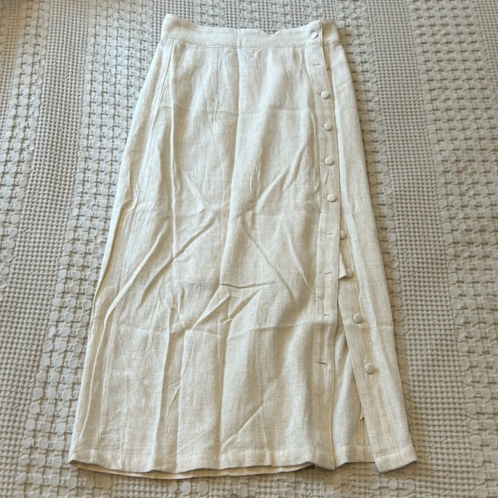 SHEIN small linen long pencil fitted shirt natural covered buttons - Picture 3 of 6